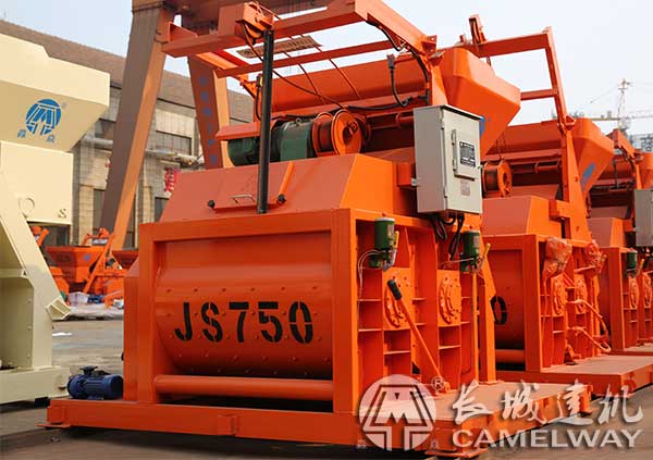 0.75的強(qiáng)制攪拌機(jī)一天能出多少料？