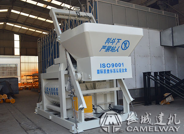 強(qiáng)制攪拌機(jī)1000型及配料機(jī)