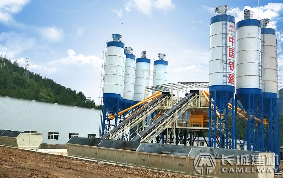 中國鐵建巫鎮(zhèn)一標項目部雙hzs120工程攪拌站