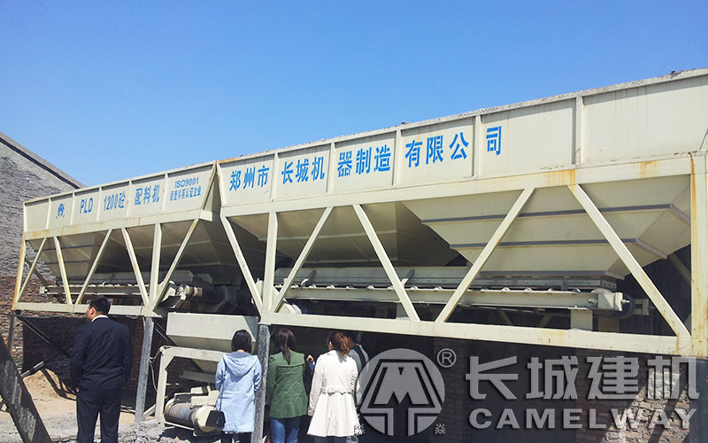 混凝土配料機在鄭州哪個廠家比較不錯，價格如何