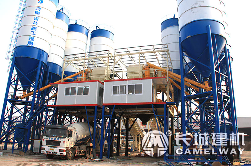 雙hzs120攪拌站現(xiàn)場