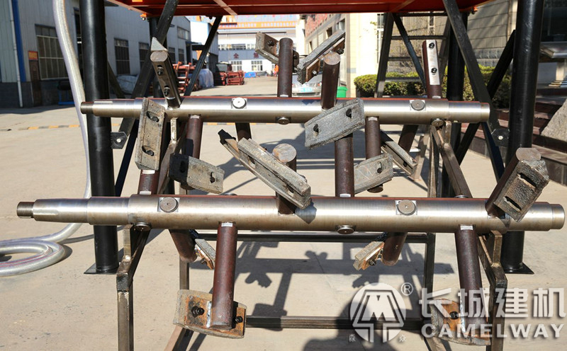 750攪拌機(jī)粗軸特寫