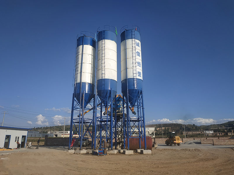 75型混凝土攪拌站設(shè)備的價(jià)格和優(yōu)勢(shì)